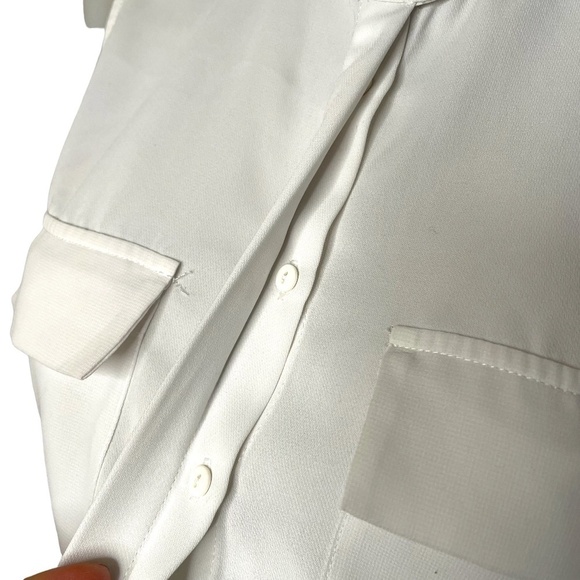 White Chiffon Sleeveless Blouse With Cargo Pockets 🤍 - Picture 5 of 8